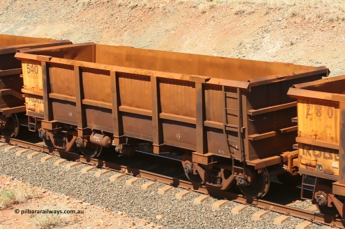 0540 160306 1329
Robe River ore waggon 540, built by Tomlinson Steel WA, fixed coupler non-handbrake side empty view at Greenpool on the Cape Lambert line. March 6, 2016.
Keywords: 540;Tomlinson-Steel-WA;Robe-ore-waggon;