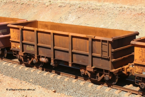 0614 160306 1272
Robe River ore waggon 614, built by Tomlinson Steel WA, fixed coupler non-handbrake side empty view at Greenpool on the Cape Lambert line. March 6, 2016.
Keywords: 614;Tomlinson-Steel-WA;Robe-ore-waggon;