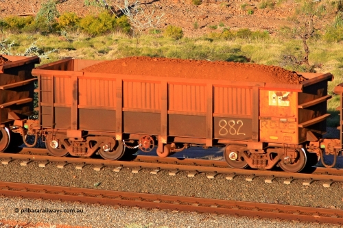 0882 110602 1726
Robe River ore waggon 882, built by Centurion Industries WA, rotary coupler end handbrake side loaded view at the 71 km, Western Creek on the Deepdale line. June 2, 2011.
Keywords: 882;Centurion-Industries-WA;Robe-ore-waggon;