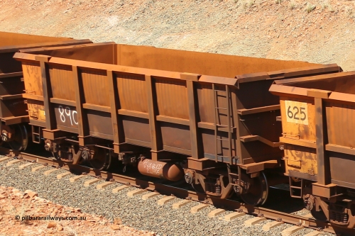 0890 160306 1358
Robe River ore waggon 890, built by Centurion Industries WA, fixed coupler non-handbrake side empty view at Greenpool on the Cape Lambert line. March 6, 2016.
Keywords: 890;Centurion-Industries-WA;Robe-ore-waggon;