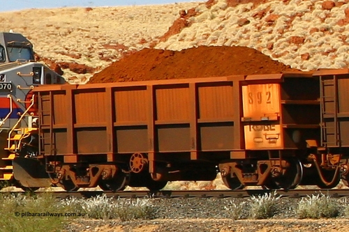 0892 070908 0604
Robe River ore waggon 892, built by Centurion Industries WA, rotary coupler end handbrake side loaded view at the 78.8 km between Western Creek and Maitland on the Deepdale line. July 22, 2006.
Keywords: 892;Centurion-Industries-WA;Robe-ore-waggon;