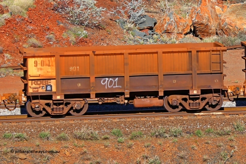 0901 180616 1737
Robe River ore waggon 901, built by Centurion Industries WA, rotary coupler end non-handbrake side empty view at the 38 km, Harding on the Cape Lambert line, June 16, 2018.
Keywords: 901;Centurion-Industries-WA;Robe-ore-waggon;