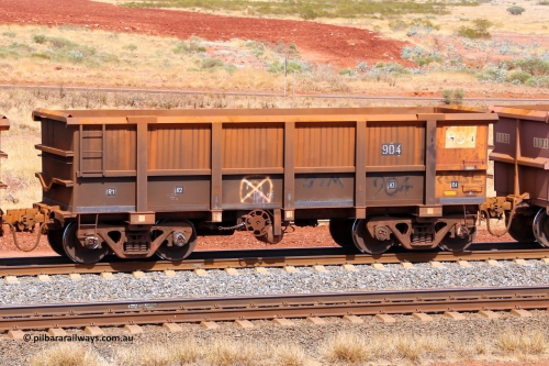 0904 141124 6862
Robe River ore waggon 904, built by Centurion Industries WA, fixed coupler handbrake side empty view at the 25 km at Arches Siding on the Cape Lambert line. November 24, 2014.
Keywords: 904;Centurion-Industries-WA;Robe-ore-waggon;