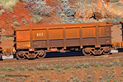 0937 180616 1719
Robe River ore waggon 937, built by Centurion Industries WA, rotary coupler end non-handbrake side empty view at the 38 km, Harding on the Cape Lambert line, June 16, 2018.
Keywords: 937;Centurion-Industries-WA;Robe-ore-waggon;