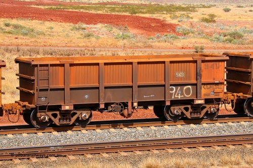 0940 141124 6812
Robe River ore waggon 940, built by Centurion Industries WA, fixed coupler handbrake side empty view at the 25 km at Arches Siding on the Cape Lambert line. November 24, 2014.
Keywords: 940;Centurion-Industries-WA;Robe-ore-waggon;