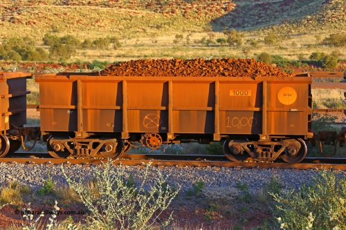 1000 170513 8711
Robe River ore waggon 1000, class leader built by Bradken Rail Qld in December 2005, rotary coupler end handbrake side loaded view, Cape Lambert yard, May 13, 2017.
Keywords: 1000;Bradken-Rail-Qld;Robe-ore-waggon;