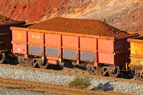 1031 180616 1649
Robe River ore waggon 1031, built by Bradken Rail Qld in January 2006, fixed coupler non-handbrake side loaded view, instrumented vehicle, at the 38 km, Harding  on the Cape Lambert line, June 16, 2018.
Keywords: 1031;Bradken-Rail-Qld;Robe-ore-waggon;