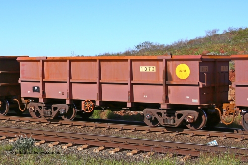 1072 160727 0987
Robe River ore waggon 1072, built by Bradken Rail Qld in April 2012, rotary coupler end handbrake side empty view at Harding Siding on the Cape Lambert line, July 27, 2016.
Keywords: 1072;Bradken-Rail-Qld;Robe-ore-waggon;