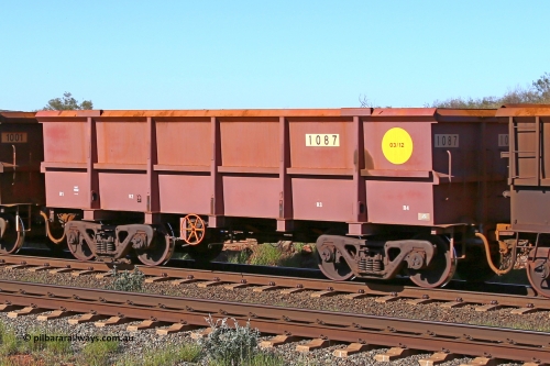 1087 160727 0979
Robe River ore waggon 1087, built by Bradken Rail Qld in March 2012, rotary coupler end handbrake side empty view at Harding Siding on the Cape Lambert line, July 27, 2016.
Keywords: 1087;Bradken-Rail-Qld;Robe-ore-waggon;