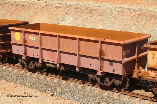 1090 160306 1292
Robe River ore waggon 1090, built by Bradken Rail Qld in May 2012, fixed coupler non-handbrake side empty view at Greenpool on the Cape Lambert line. March 6, 2016.
Keywords: 1090;Bradken-Rail-Qld;Robe-ore-waggon;