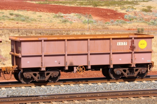 1177 141124 6872
Robe River ore waggon 1177, built by Bradken Rail Qld in May 2012, fixed coupler handbrake side empty end of train view at the 25 km at Arches Siding on the Cape Lambert line. November 24, 2014.
Keywords: 1177;Bradken-Rail-Qld;Robe-ore-waggon;
