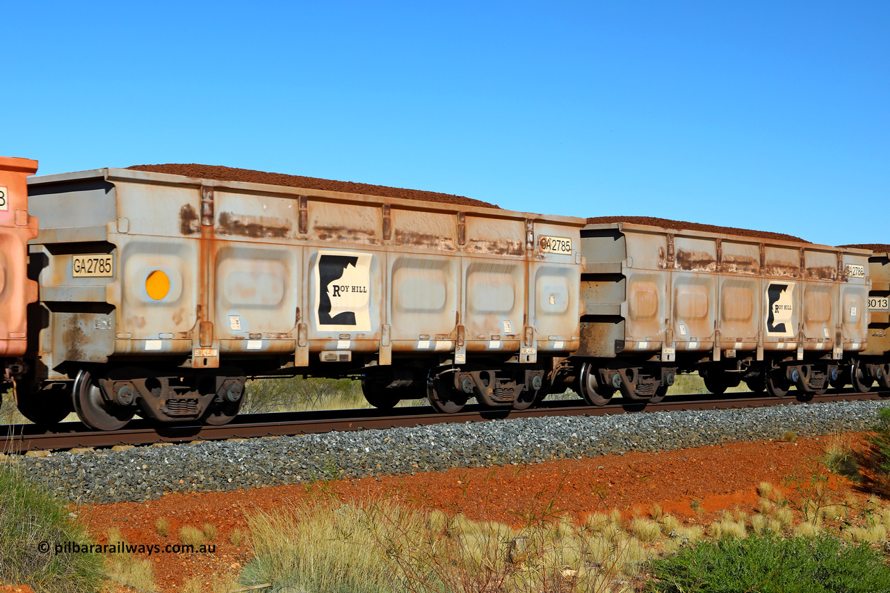 250501 0396
At the 88.448 km, just south of HPPL crossing loop on the Roy Hill line, loaded Roy Hill waggon pair GA 2785 - GA 2786, built in China by CSR Yangtze as an CCK138 model ore waggon. May 1, 2025.
Keywords: GA-type;GA2785-GA2786;CSR-Yangtze;CCK138;