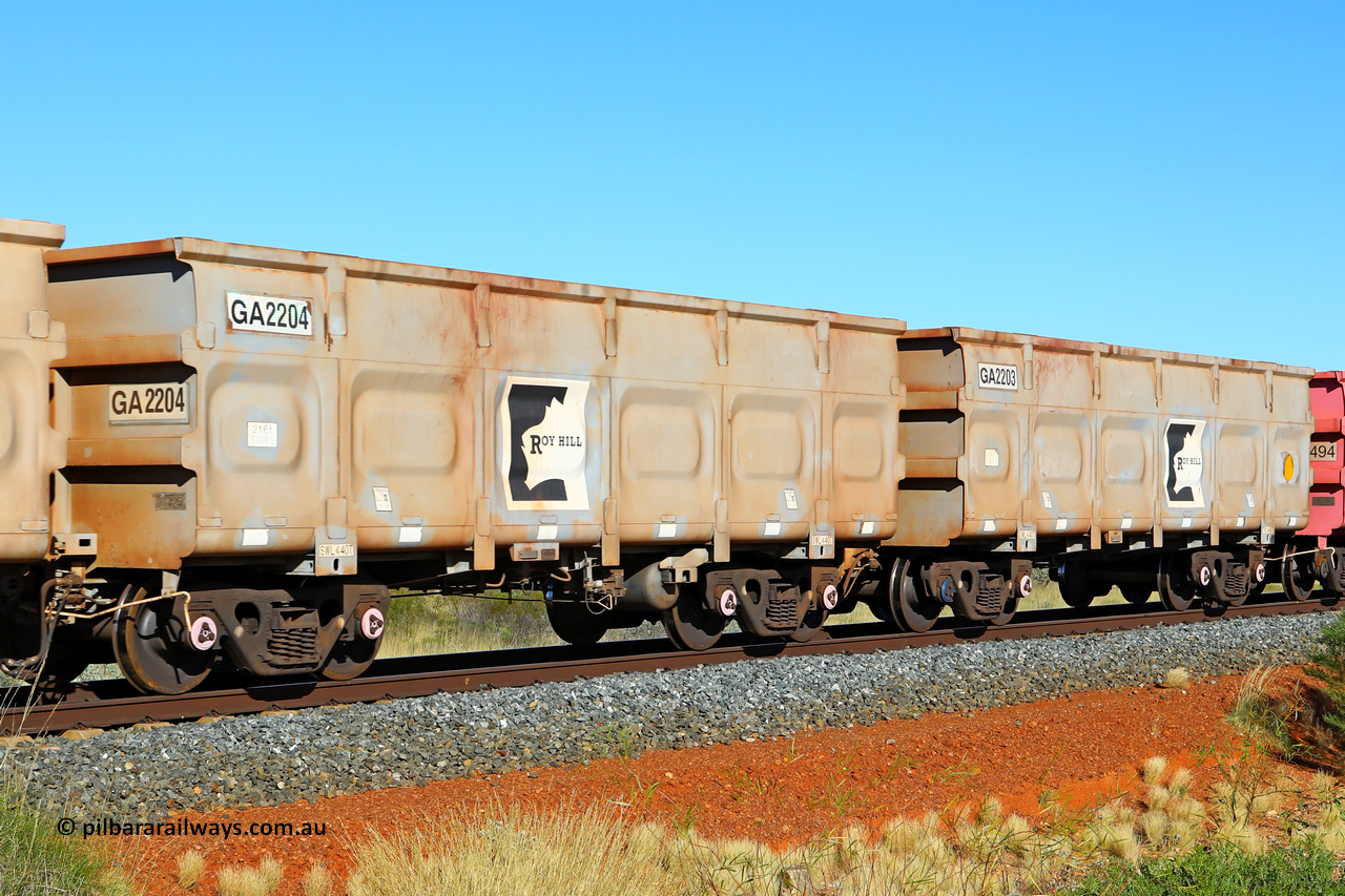 250501 0467
At the 88.448 km, just south of HPPL crossing loop on the Roy Hill line, empty Roy Hill waggon pair GA 2203 - GA 2204, built in China by CSR Yangtze as an CCK138 model ore waggon. May 1, 2025.
Keywords: GA-type;GA2203-GA2204;CSR-Yangtze;CCK138;