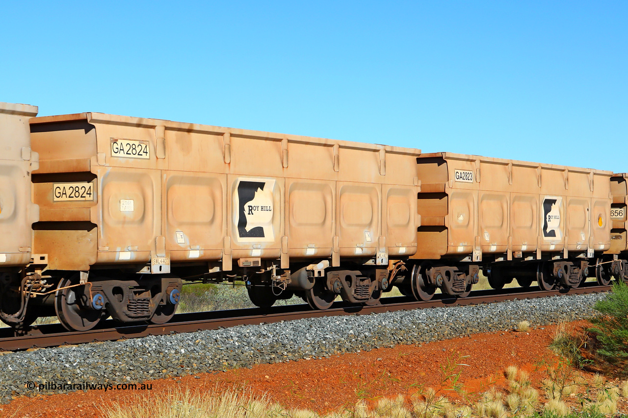 250501 0491
At the 88.448 km, just south of HPPL crossing loop on the Roy Hill line, empty Roy Hill waggon pair GA 2823 - GA 2824, built in China by CSR Yangtze as an CCK138 model ore waggon. May 1, 2025.
Keywords: GA-type;GA2823-GA2824;CSR-Yangtze;CCK138