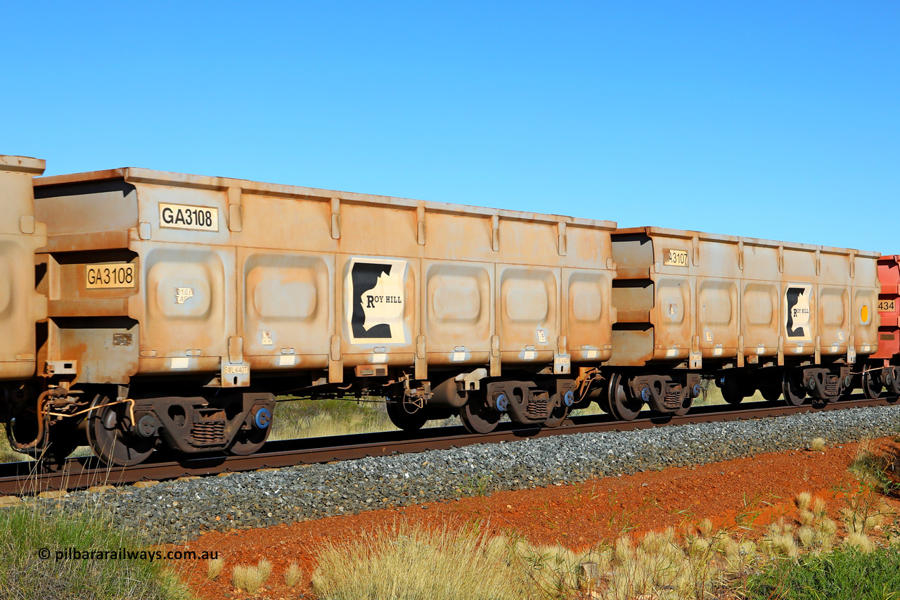250501 0532
At the 88.448 km, just south of HPPL crossing loop on the Roy Hill line, empty Roy Hill waggon pair GA 3107 - GA 3018, built in China by CSR Yangtze as an CCK138 model ore waggon. May 1, 2025.
Keywords: GA-type;GA3107-GA3018;CSR-Yangtze;CCK138;
