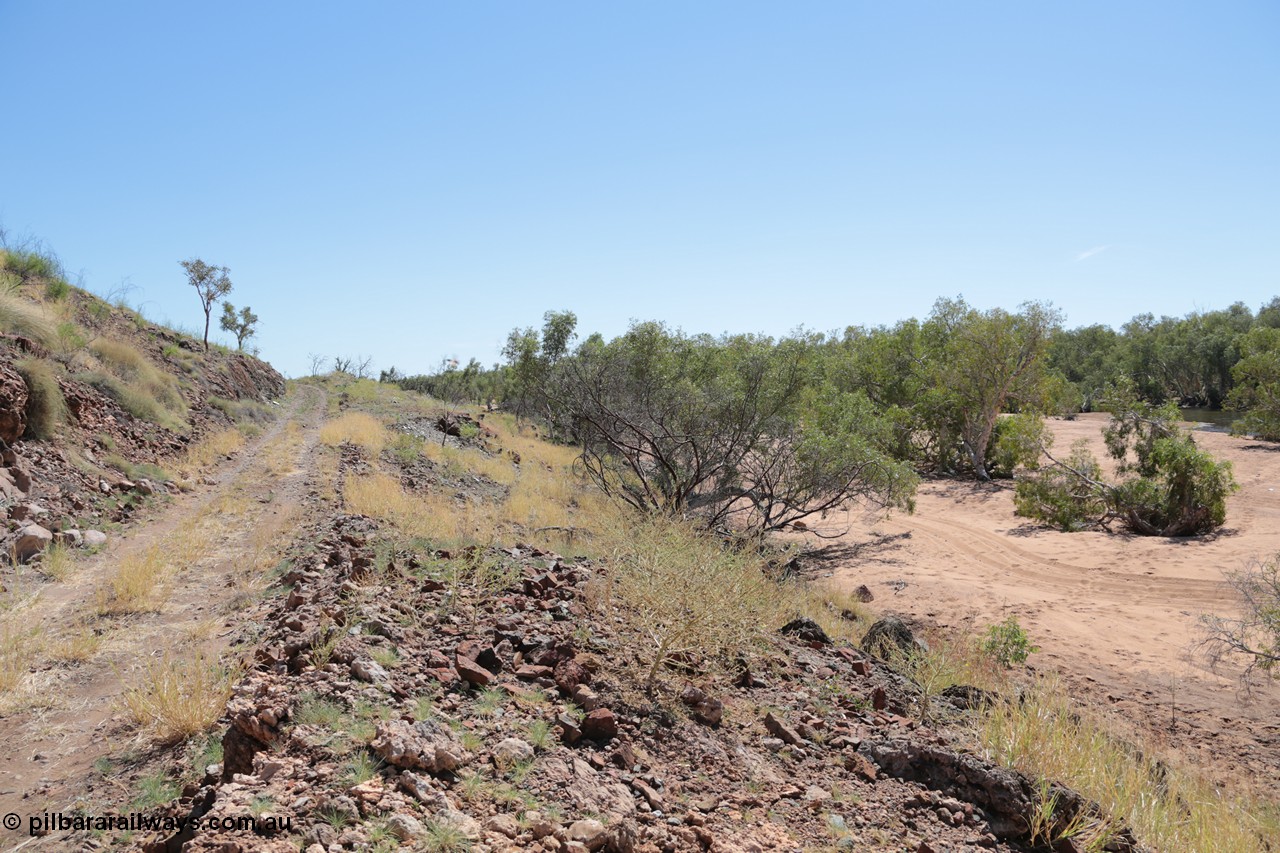 140517-4324
Eginbah Siding area, of the Marble Bar railway, former locomotive watering stop alongside the Talga River (closed in 1951), view of alignment looking north from the Marble Bar end. [url=https://goo.gl/maps/L8jdqJ1Vp1F2]Location here[/url].
