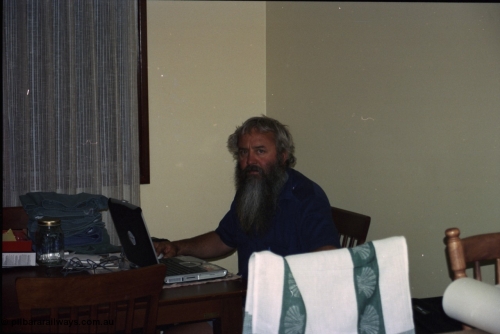 206-34
Pope Searle getting the hang of Windows.
