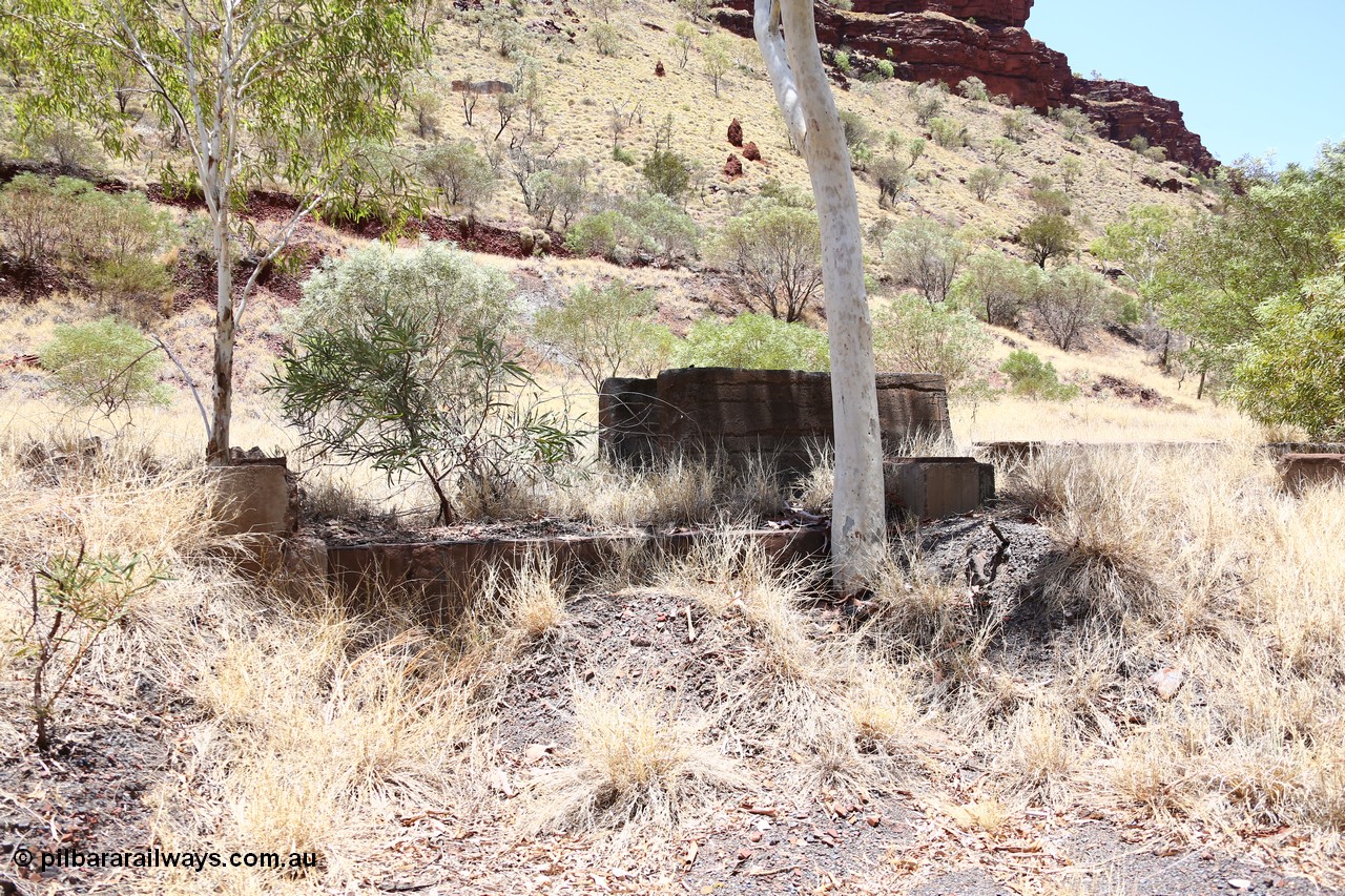 160101 9809
Wittenoom Gorge, Gorge Mine area, asbestos mining remains, concrete footings and foundations for the now removed milling plant, drive visible in the background. [url=https://goo.gl/maps/noVs1N75TULNN6QSA]Geodata[/url].
