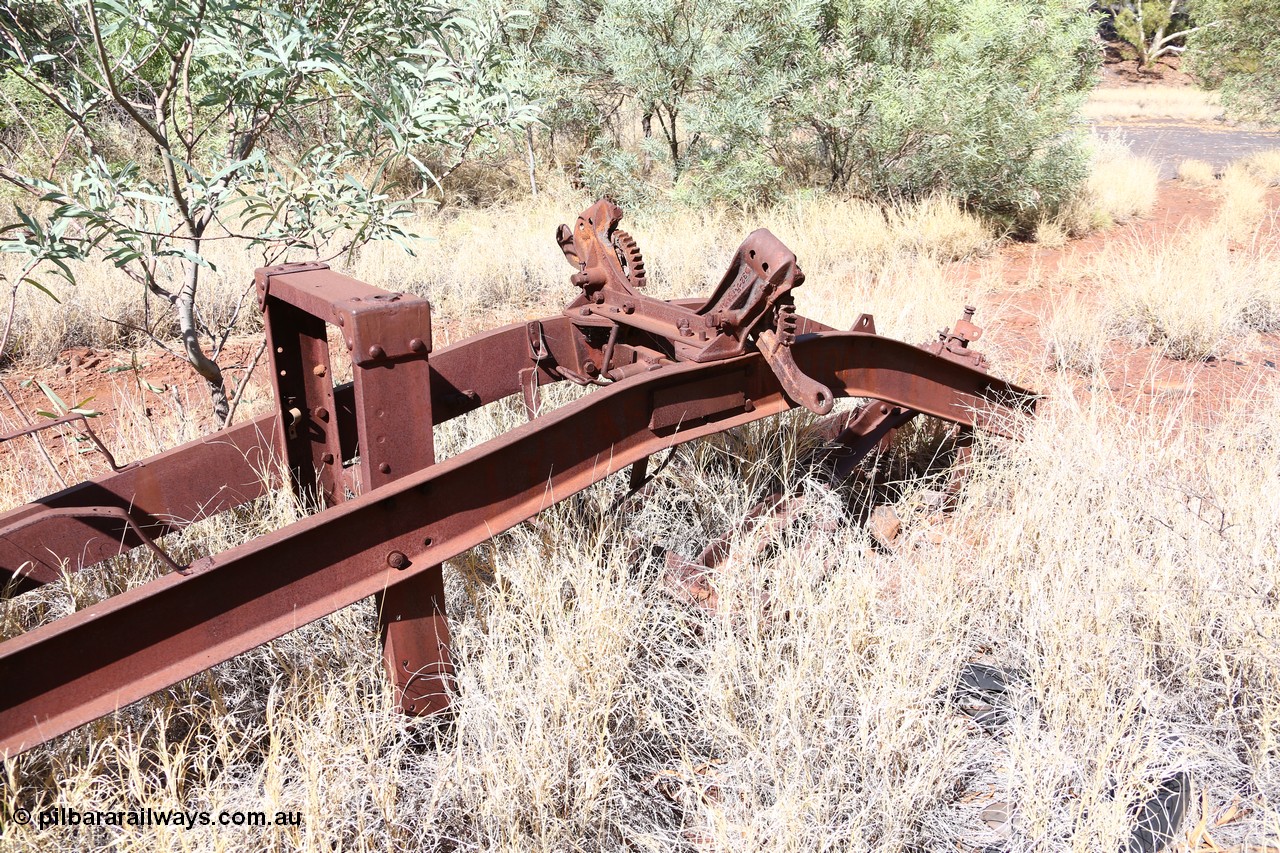 160103 9834
Located in the bush near Colonial Mill is this relic of a Fordson One Man Power Grader originally supplied by Lynas Motors Ltd. An old newspaper article on these graders can be found [url=http://www.trove.nla.gov.au/ndp/del/page/4440149] here [/url]. Geodata: [url=https://goo.gl/maps/zwzb6Rchkzj] -22.3057767 118.3247750 [/url].
Keywords: Lynas-Motors-Ltd;Fordson-Power-Grader;