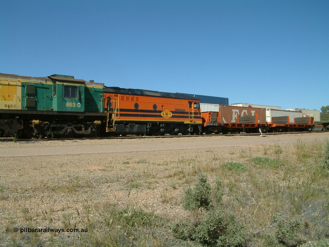030404 131846
Port Augusta, Spencer Junction shunt loco 830 class unit 863 serial 84709 is an AE Goodwin built ALCo DL531 model and entered service in June 1963. 4th April 2003.
Keywords: 830-class;863;84709;AE-Goodwin;ALCo;DL531;