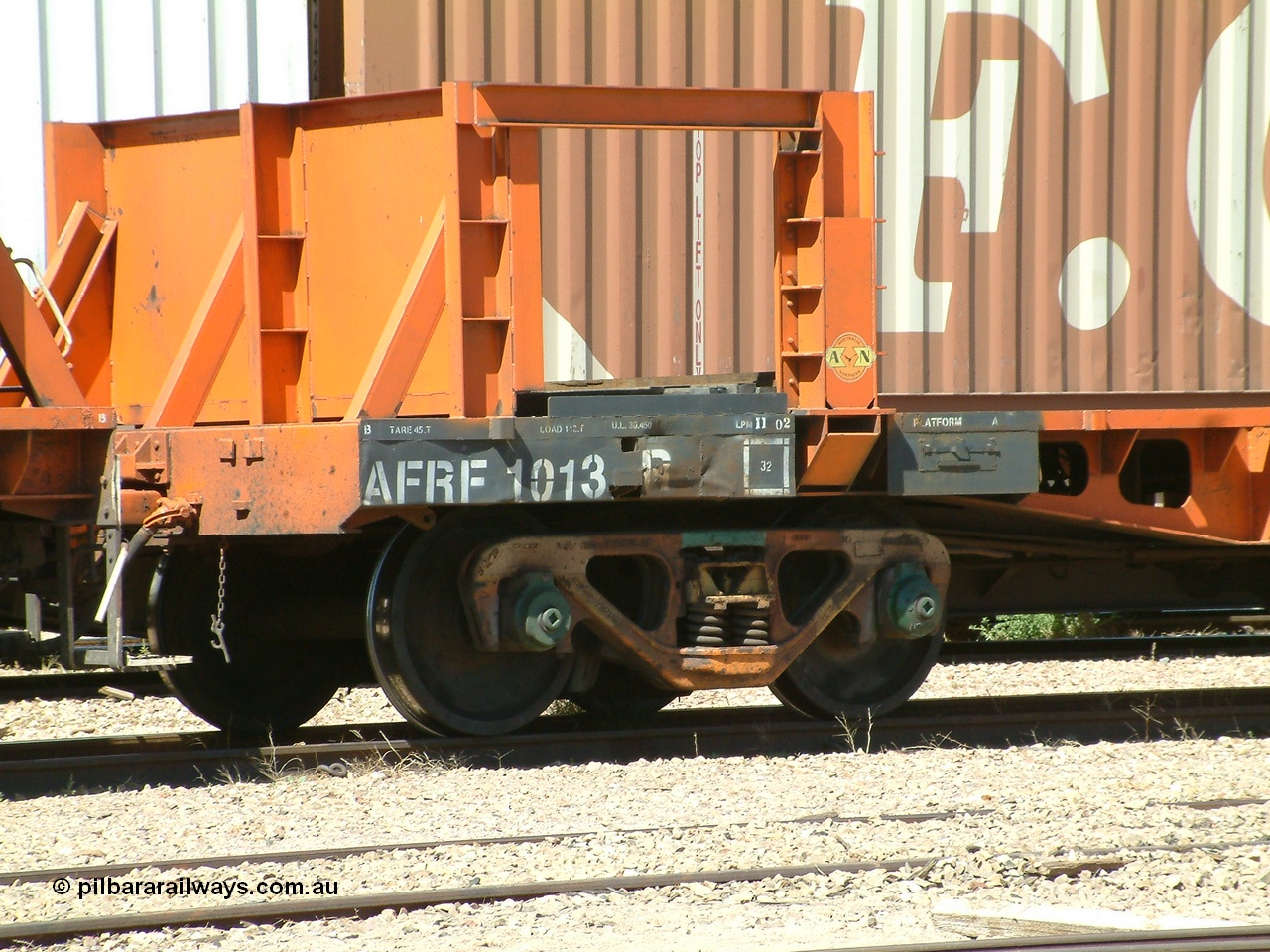 030404 132204
Port Augusta Spencer Junction yard, AFRF type rail transport waggon, number board of AFRF 1013 shows the Australia Northern logo.
Keywords: AFRF-type;AFRF-1013;