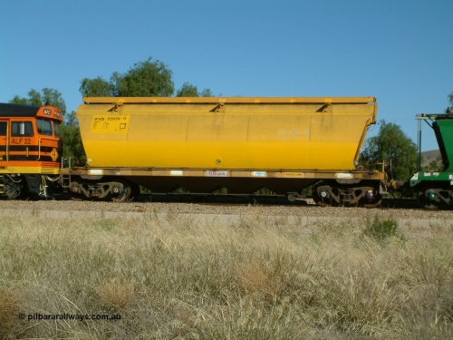 030403 153850
Gladstone, former WAGR owned grain waggon built by Scotts of Ipswich Qld in 1966-67 as a WW type waggon, later converted to WWS type, here WWS 32029 is being loaded as part of an Australian Southern grain working, these waggons were later coded AGSY type. 3rd April 2003.
Keywords: WWS-type;WWS32029;Scotts-Qld;
