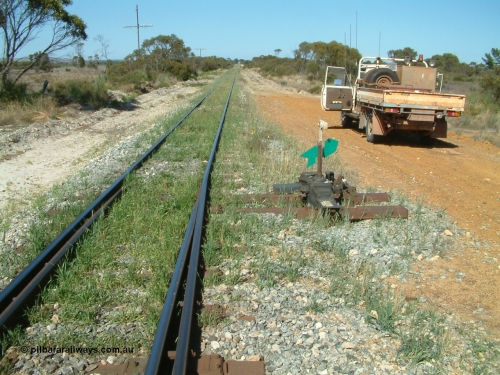 030406 103614
Edillilie, track view looking south from the south end siding points. 6th April 2003.
