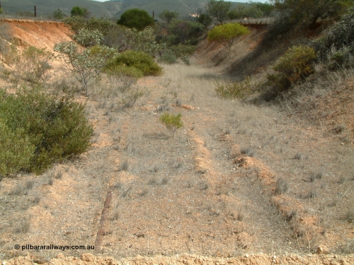 030409 112928
Darke Peake, looking further along the triangle track looking west.
