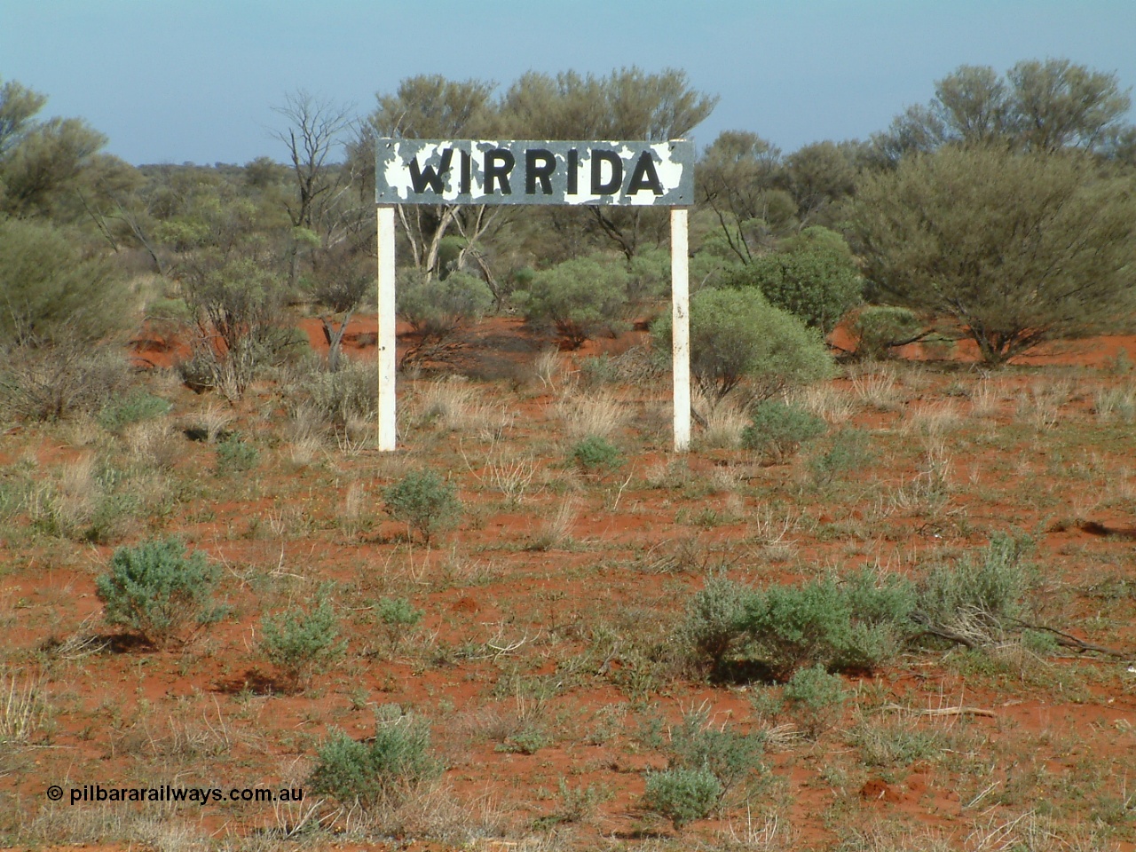 030416 095122
Wirrida Siding station nameboard. Located at the 641 km from the 0 datum at Coonamia and 137 km north of Tarcoola between Carnes and Manguri on the Tarcoola - Alice Springs line. [url=https://goo.gl/maps/zV1HEGVERomC6riq7]GeoData location[/url]. 16th April 2003.

