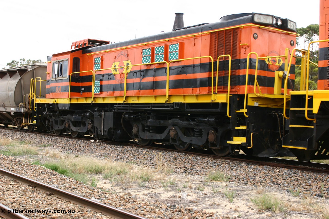 060108 2052
Lock, 830 class unit 851 AE Goodwin built ALCo DL531 model serial 84137 repainted into Australian Railroad Group livery.
Keywords: 830-class;851;84137;AE-Goodwin;ALCo;DL531;