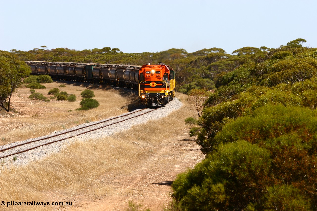 060111 2313
Nantuma, Clyde Engineering built EMD G12C model loco 1203 serial 65-427 leads two ALCo units 850 and 905 as they round the bend just north of the old station site at the 183 km. Their next shunt will be Warramboo. 11th January 2006.
Keywords: 1200-class;1203;Clyde-Engineering-Granville-NSW;EMD;G12C;65-427;A-class;A1513;
