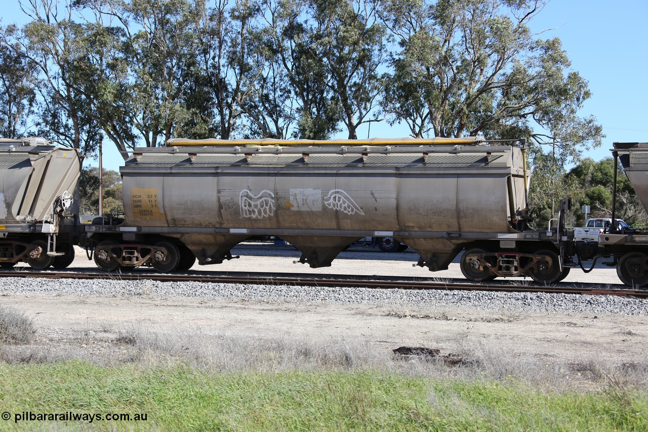 130703 0178
Tooligie, HCN type bogie grain hopper waggon HCN 22, originally an NHB type hopper built by Tulloch Ltd for the Commonwealth Railways North Australia Railway. One of forty rebuilt by Islington Workshops 1978-79 to the HCN type with a 36 ton rating, increased to 40 tonnes in 1984. Seen here loaded with grain with a Moose Metalworks roll-top cover.
Keywords: HCN-type;HCN22;SAR-Islington-WS;rebuild;Tulloch-Ltd-NSW;NHB-type;NHB1576;