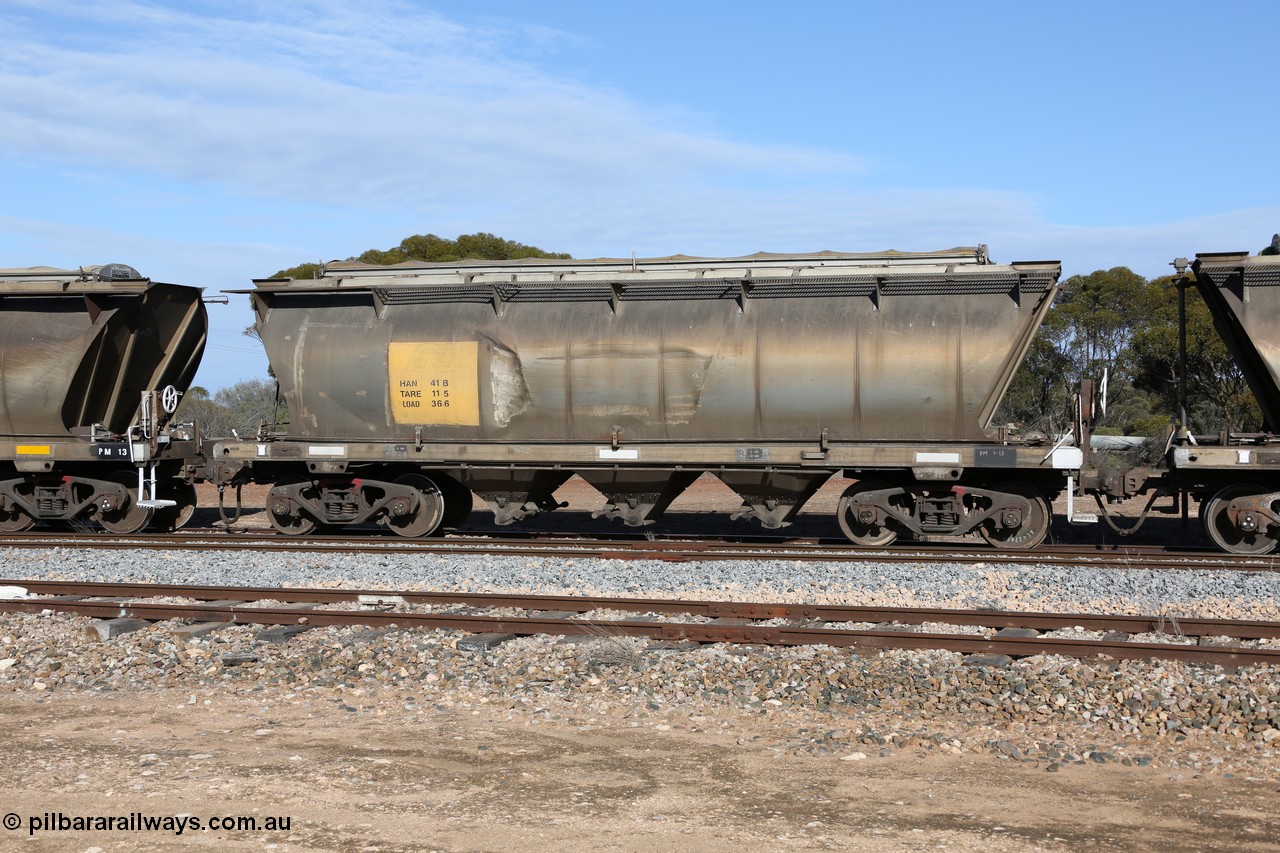 130704 0395
Kyancutta, HAN type bogie grain hopper waggon HAN 41, one of sixty eight units built by South Australian Railways Islington Workshops between 1969 and 1973 as the HAN type for the Eyre Peninsula system.
Keywords: HAN-type;HAN41;1969-73/68-41;SAR-Islington-WS;