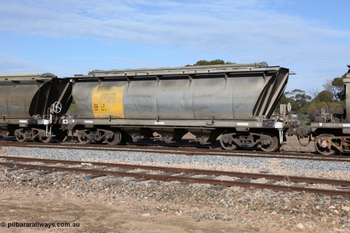 130704 0391
Kyancutta, HAN type bogie grain hopper waggon HAN 7, one of sixty eight units built by South Australian Railways Islington Workshops between 1969 and 1973 as the HAN type for the Eyre Peninsula system.
Keywords: HAN-type;HAN7;1969-73/68-7;SAR-Islington-WS;