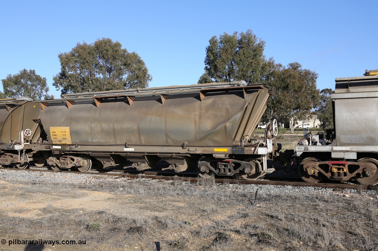 130705 0639
Lock, HAN type bogie grain hopper waggon HAN 35, one of sixty eight units built by South Australian Railways Islington Workshops between 1969 and 1973 as the HAN type for the Eyre Peninsula system.
Keywords: HAN-type;HAN35;1969-73/68-35;SAR-Islington-WS;