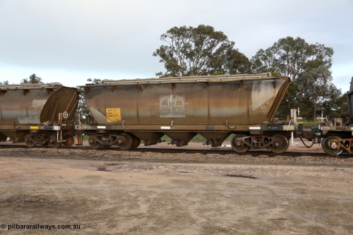 130705 0565
Lock, HAN type bogie grain hopper waggon HAN 4, one of sixty eight units built by South Australian Railways Islington Workshops between 1969 and 1973 as the HAN type for the Eyre Peninsula system. 5th July 2013.
Keywords: HAN-type;HAN4;1969-73/68-4;SAR-Islington-WS;