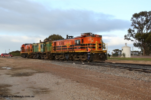 130705 0590
Lock, having stowed the loaded portion on the mainline, the three locos 859, 846 and 1203 shunt back on to the empty portion on goods siding #1. 
Keywords: 830-class;859;AE-Goodwin;ALCo;DL531;84705;