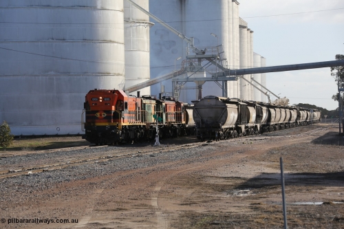 130705 0614
Lock, with loading finished, 1203 leads the final portion along goods siding #1 as it prepares to shunt back onto the loaded portion on the mainline for departure to Port Lincoln.
Keywords: 1200-class;1203;Clyde-Engineering-Granville-NSW;EMD;G12C;65-427;A-class;A1513;