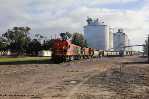 130705 0617
Lock, with loading finished, 1203 leads 846, 859 and the final portion along goods siding #1 as it prepares to shunt back onto the loaded portion on the mainline for departure to Port Lincoln.
Keywords: 1200-class;1203;Clyde-Engineering-Granville-NSW;EMD;G12C;65-427;A-class;A1513;