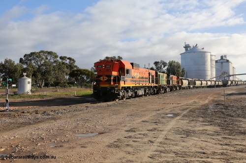 130705 0620
Lock, with loading finished, 1203 leads 846, 859 and the final portion along goods siding #1 as it prepares to shunt back onto the loaded portion on the mainline for departure to Port Lincoln.
Keywords: 1200-class;1203;Clyde-Engineering-Granville-NSW;EMD;G12C;65-427;A-class;A1513;