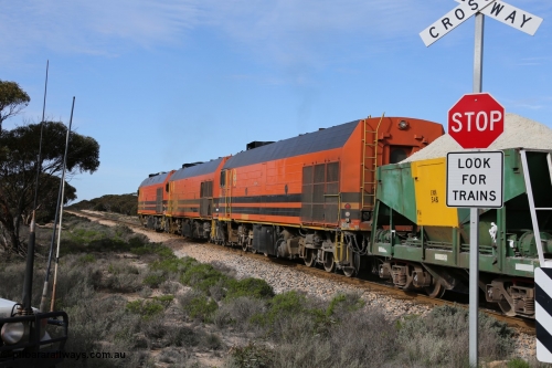 130708 0742
Charra, [url=https://goo.gl/maps/fnkK0]Charoban Rd grade crossing, 477.8 km[/url].
