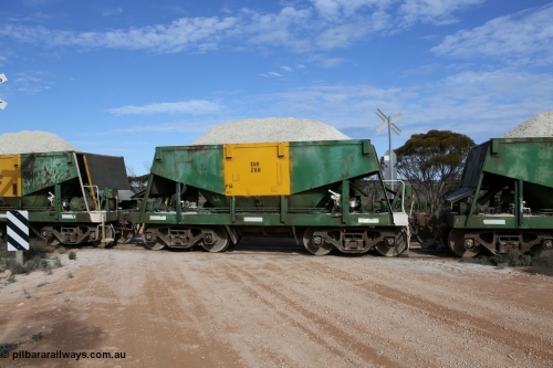 130708 0773
Charra, originally an Kinki Sharyo built NH type for the NAR now coded ENH type ENH 28 H, without hungry boards loaded with gypsum, [url=https://goo.gl/maps/fnkK0]Charoban Rd grade crossing, 477.8 km[/url].
Keywords: ENH-type;ENH28;Kinki-Sharyo-Japan;NH-type;NH928;