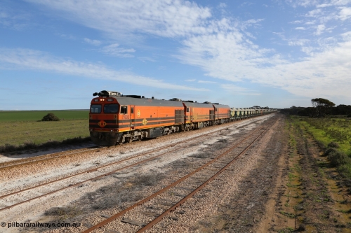 130708 0795
Charra, [url=https://goo.gl/maps/GuXC0]crossing loop, 466.2 km[/url].
