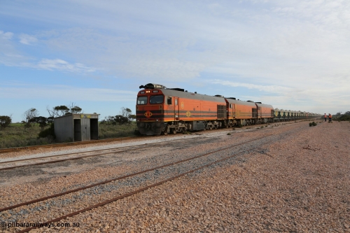 130708 0831
Moule, [url=https://goo.gl/maps/Zkxka]crossing loop, 445.6 km[/url].
