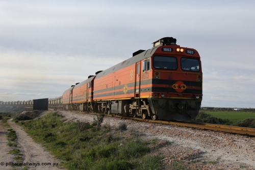 130708 0848
Penong Junction, [url=https://goo.gl/maps/45FyW]429.7 km[url].
