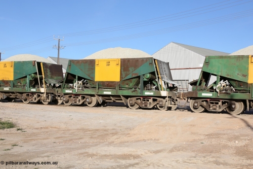 130708 0917
Thevenard originally an Kinki Sharyo built NH type for the NAR now coded ENH type ENH 38, without hungry boards loaded with gypsum crossing [url=https://goo.gl/maps/dgQdX]Bergmann Drive grade crossing, 434.2 km[/url].
Keywords: ENH-type;ENH38;Kinki-Sharyo-Japan;NH-type;NH938;