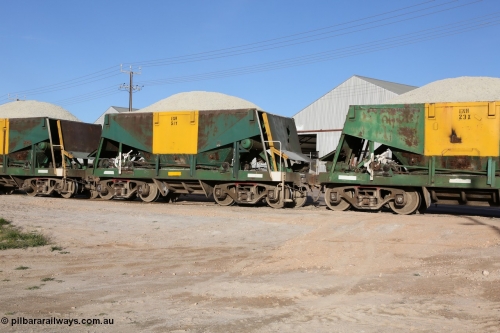 130708 0931
Thevenard originally an Kinki Sharyo built NH type for the NAR now coded ENH type ENH 51, without hungry boards loaded with gypsum crossing [url=https://goo.gl/maps/dgQdX]Bergmann Drive grade crossing, 434.2 km[/url].
Keywords: ENH-type;ENH51;Kinki-Sharyo-Japan;NH-type;NH951;