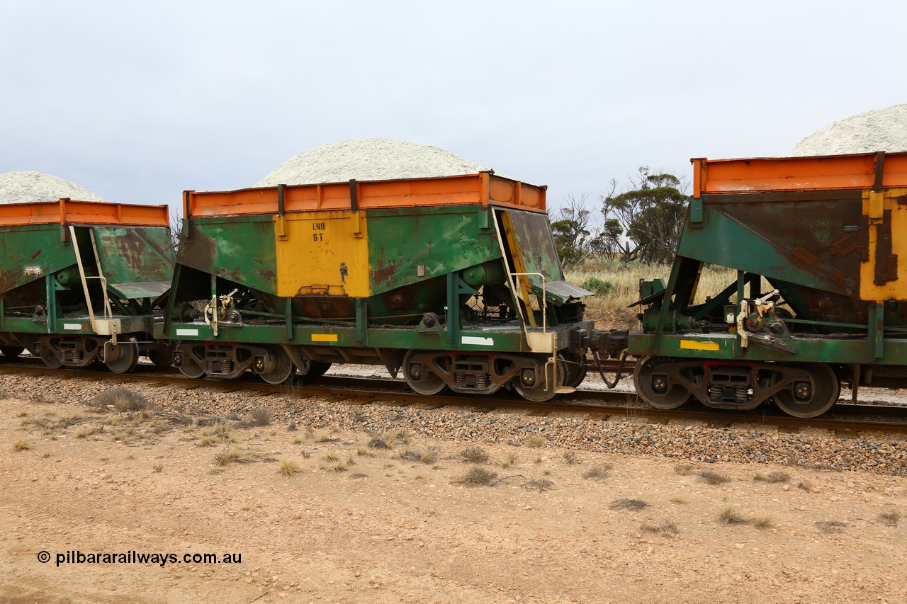 161109 1909
Moule, originally built by Kinki Sharyo as the NH type for the NAR in 1968, sent to Port Lincoln in 1978, then rebuilt and recoded ENH type in 1984, ENH 6 with hungry boards loaded with gypsum.
Keywords: ENH-type;ENH6;Kinki-Sharyo-Japan;NH-type;