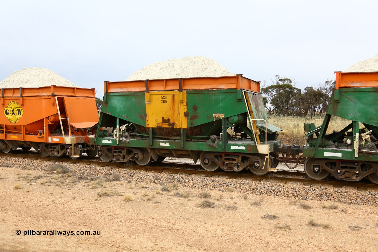 161109 1922
Moule, originally built by Kinki Sharyo as the NH type for the NAR in 1968, sent to Port Lincoln in 1978, then rebuilt and recoded ENH type in 1984, ENH 20 with hungry boards loaded with gypsum.
Keywords: ENH-type;ENH20;Kinki-Sharyo-Japan;NH-type;