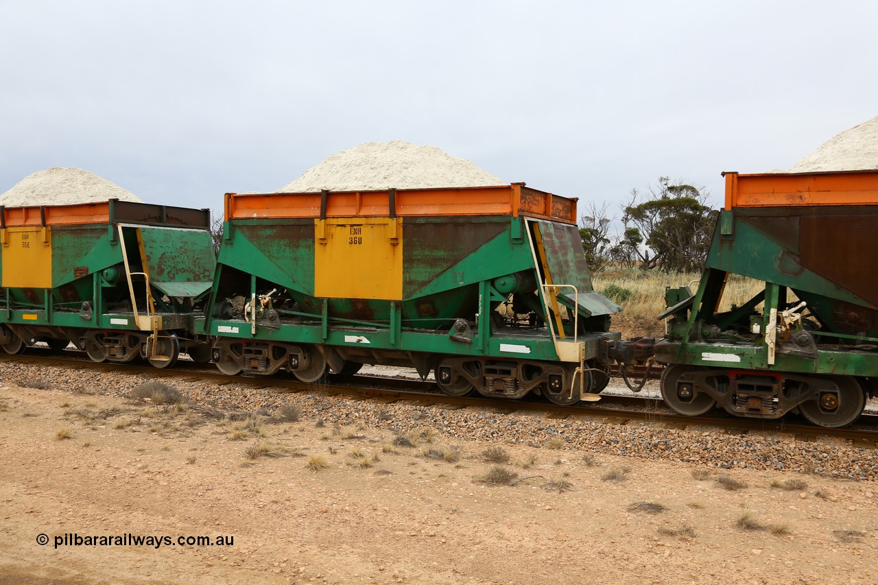 161109 1946
Moule, originally built by Kinki Sharyo as the NH type for the NAR in 1968, sent to Port Lincoln in 1978, then rebuilt and recoded ENH type in 1984, ENH 36 with hungry boards loaded with gypsum.
Keywords: ENH-type;ENH36;Kinki-Sharyo-Japan;NH-type;
